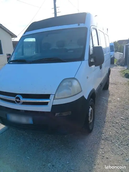 Renault Master 2008 photo 2