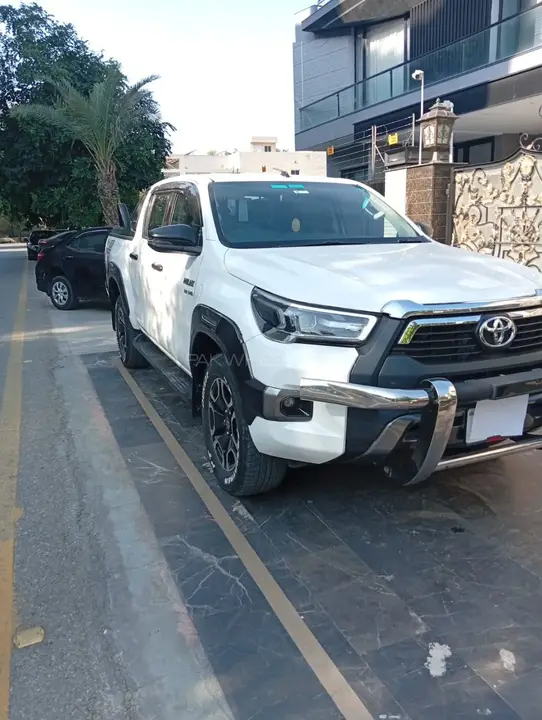 Toyota Hilux