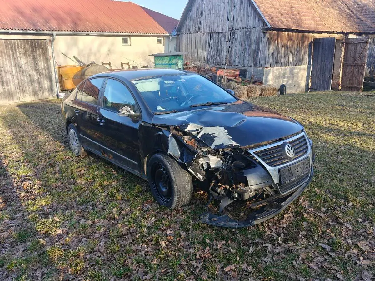 Volkswagen Passat 2005 photo 3