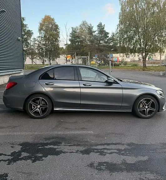 Mercedes-Benz C200 2017 photo 3