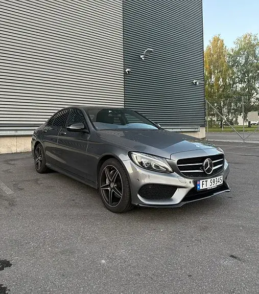 Mercedes-Benz C200 2017 photo 2