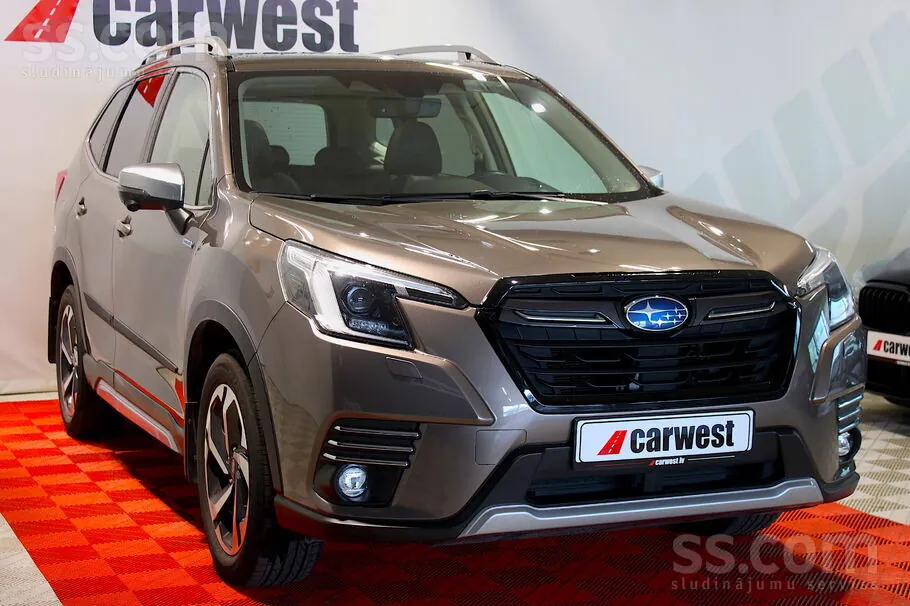 Subaru Forester 2024 photo 3