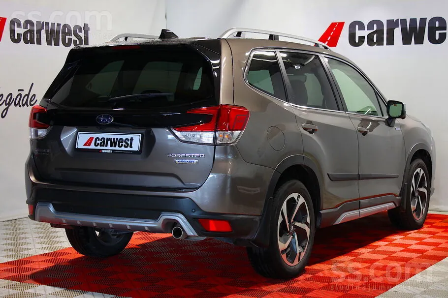 Subaru Forester 2024 photo 4