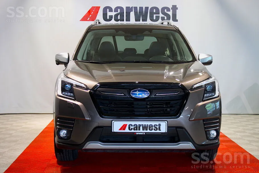 Subaru Forester 2024 photo 2