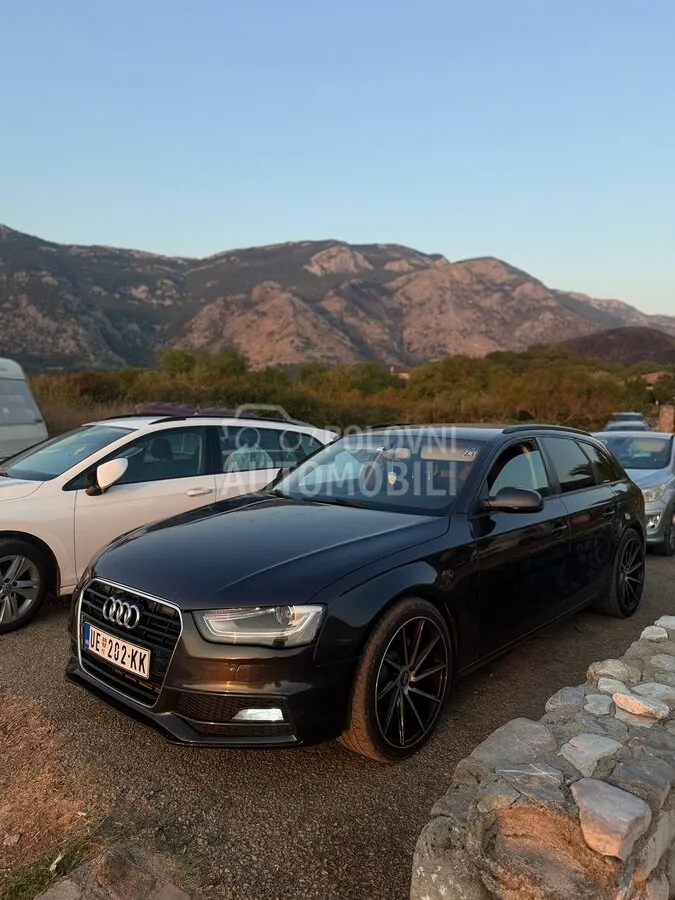 Audi A4 2013 photo 3