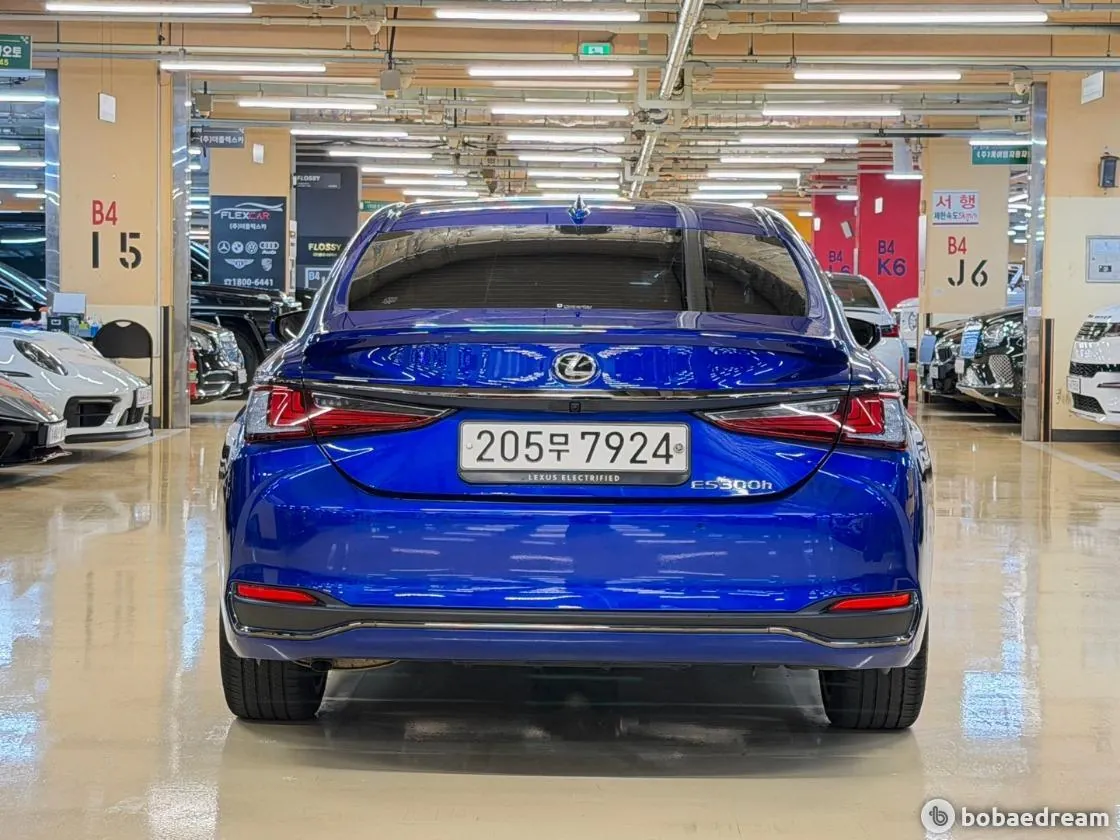 Lexus Es 2023 photo 3