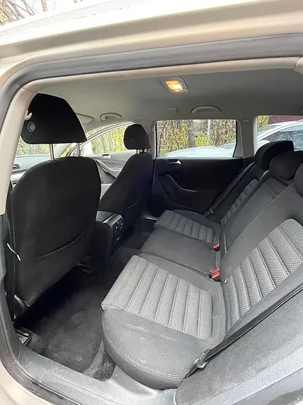 Volkswagen Passat 2010 photo 4