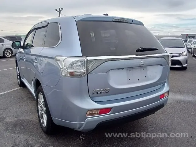 Mitsubishi Outlander 2013 photo 3