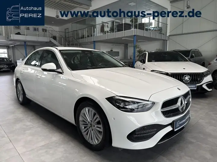 Mercedes-Benz C200