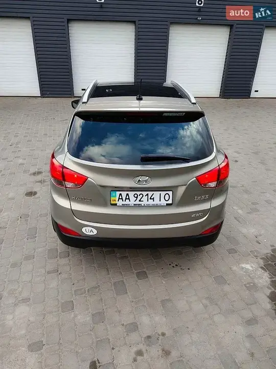 Hyundai Ix35 2010 photo 2