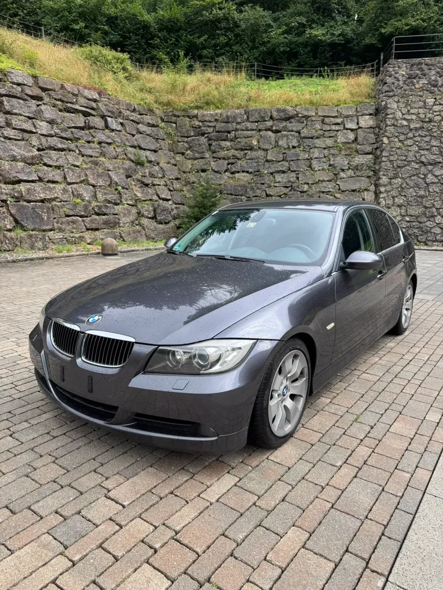 BMW 3 Series 2007 photo 2