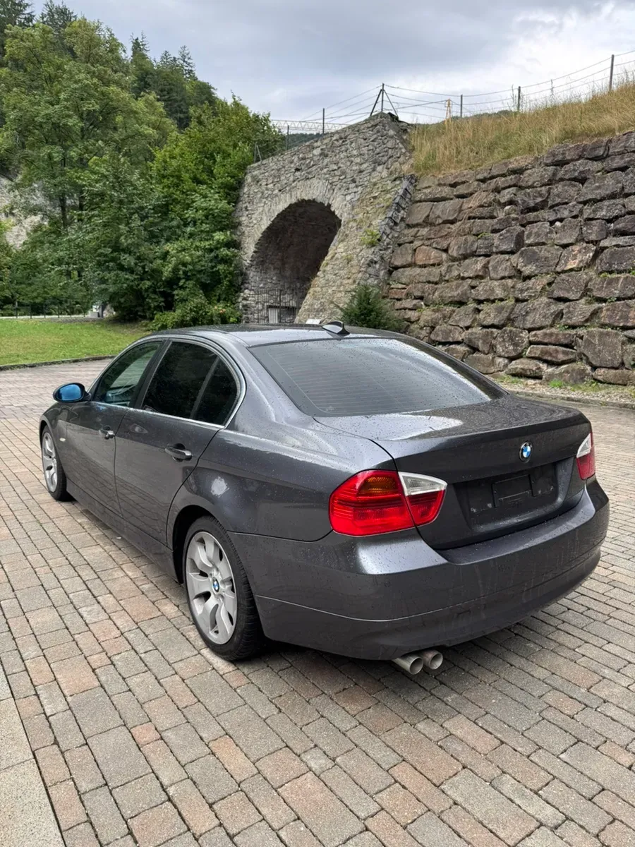 BMW 3 Series 2007 photo 3