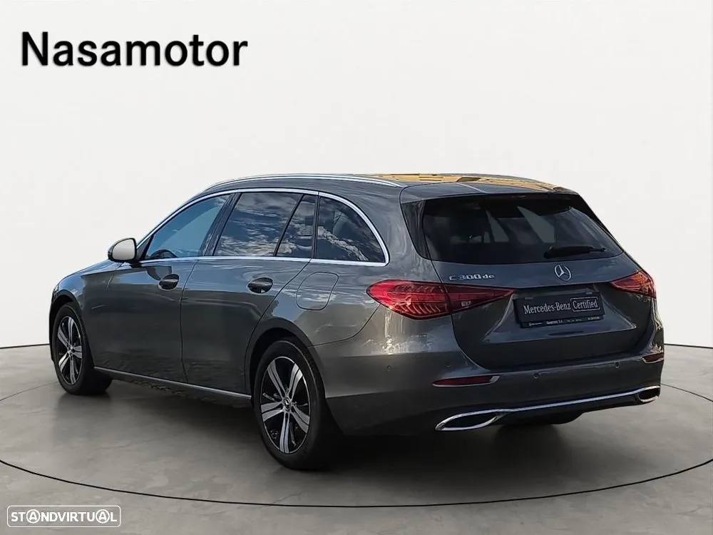 Mercedes-Benz C 300 2024 photo 2