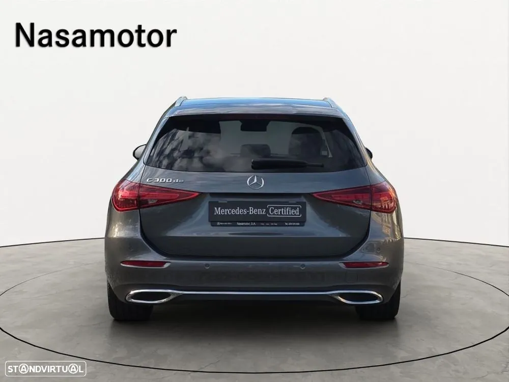 Mercedes-Benz C 300 2024 photo 3
