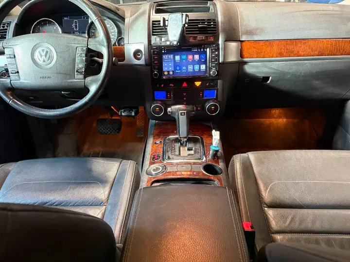Volkswagen Touareg 2009 photo 5