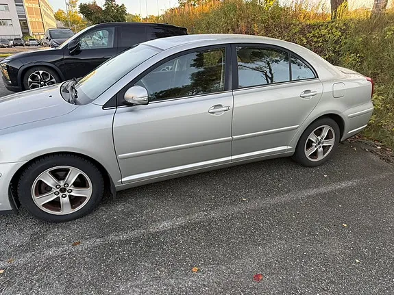 Toyota Avensis 2006 photo 3