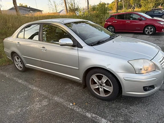 Toyota Avensis 2006 photo 4