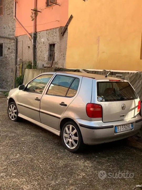 Volkswagen Polo 2000 photo 3