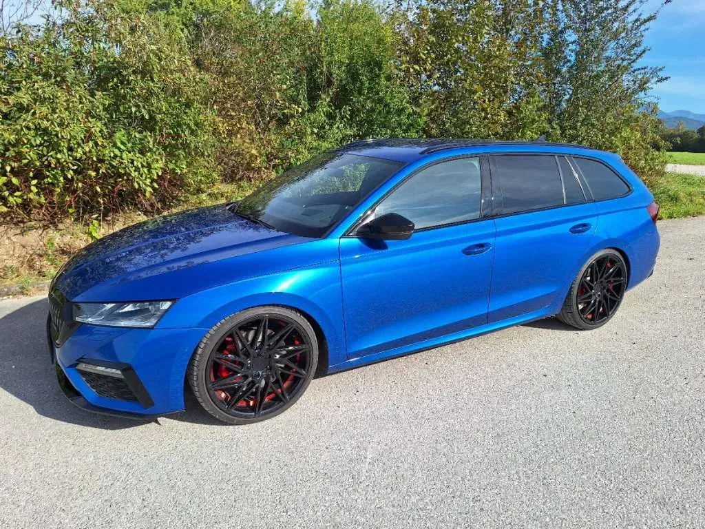 Skoda Octavia 2021 photo 3