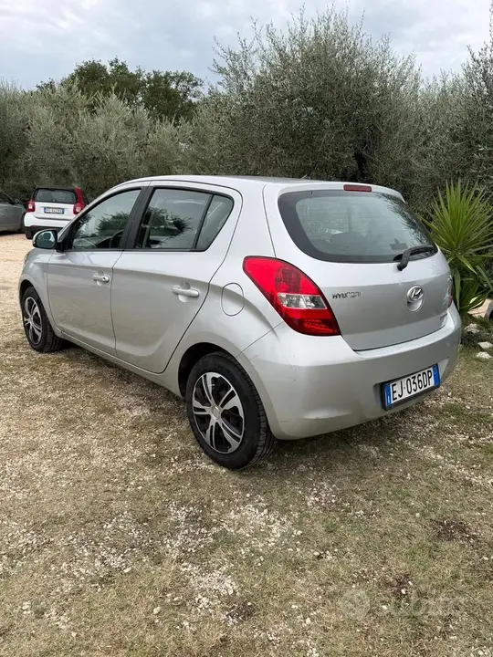 Hyundai I20 2012 photo 4