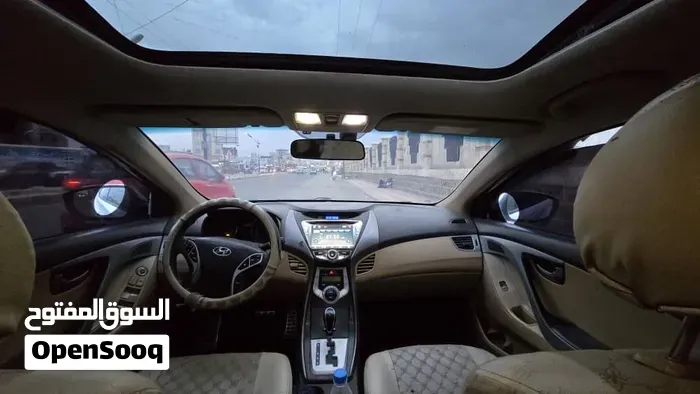 Hyundai Elantra 2012 photo 4
