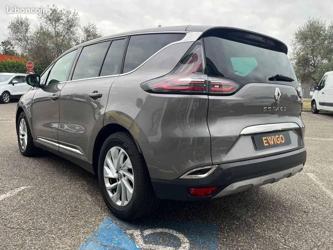 Renault Espace 2016 photo 2