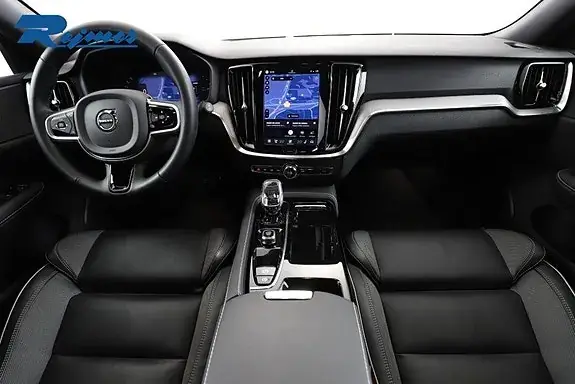 Volvo V60 2026 photo 2