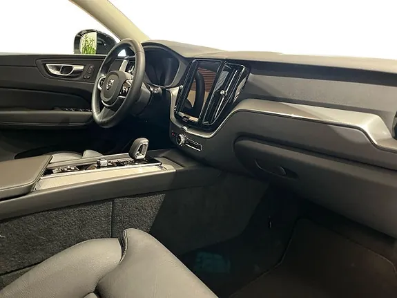 Volvo Xc60 2025 photo 4