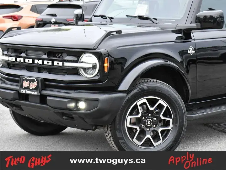 Ford Bronco 2023 photo 3