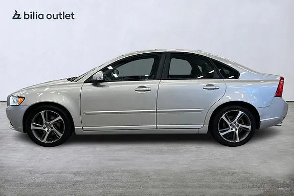Volvo S40 2012 photo 2
