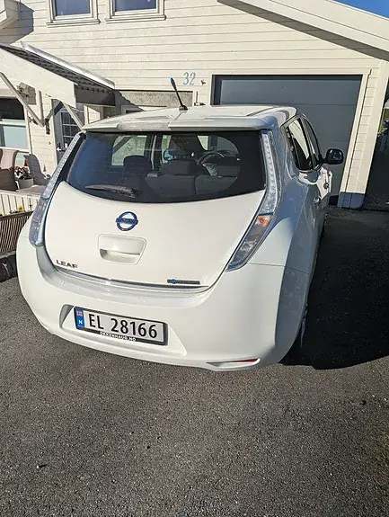Nissan Leaf 2013 photo 4