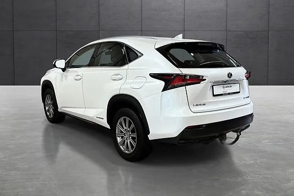 Lexus Nx300H 2016 photo 3