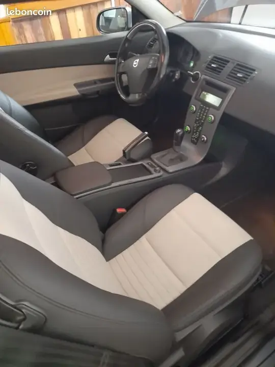 Volvo C30 2010 photo 3