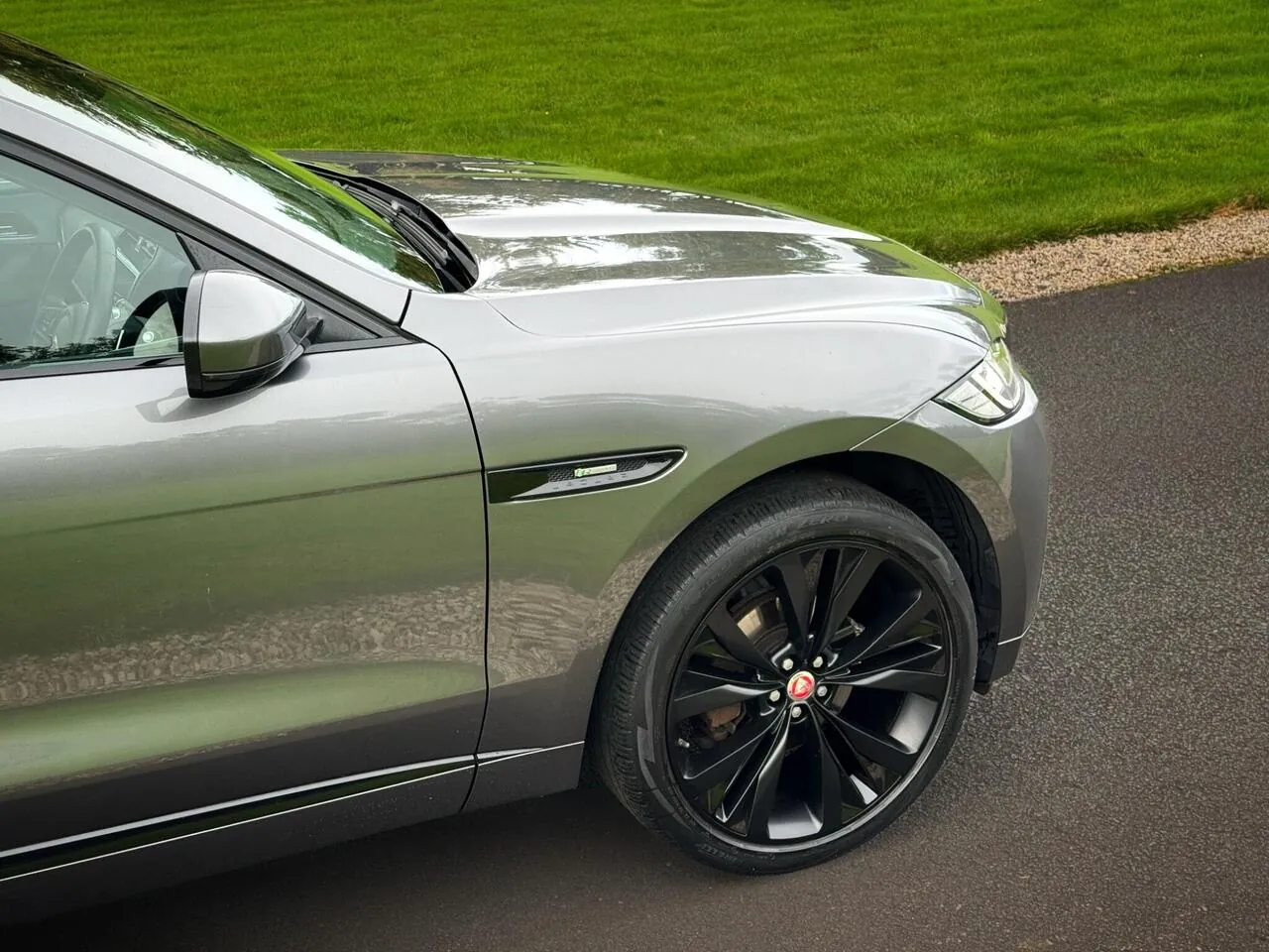 Jaguar F-Pace 2018 photo 5