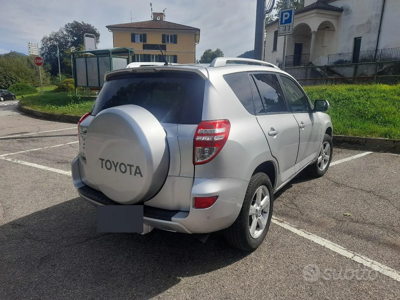Toyota Rav4 2012 photo 2