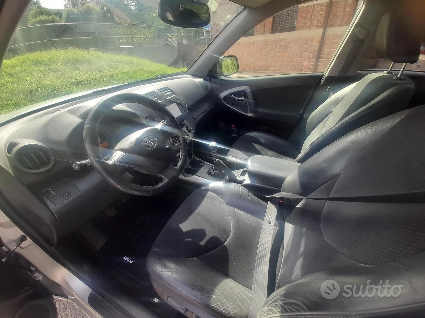 Toyota Rav4 2012 photo 4