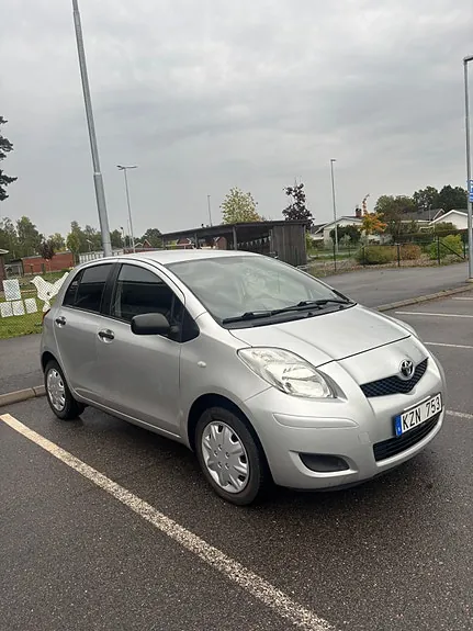 Toyota Yaris 2010 photo 4