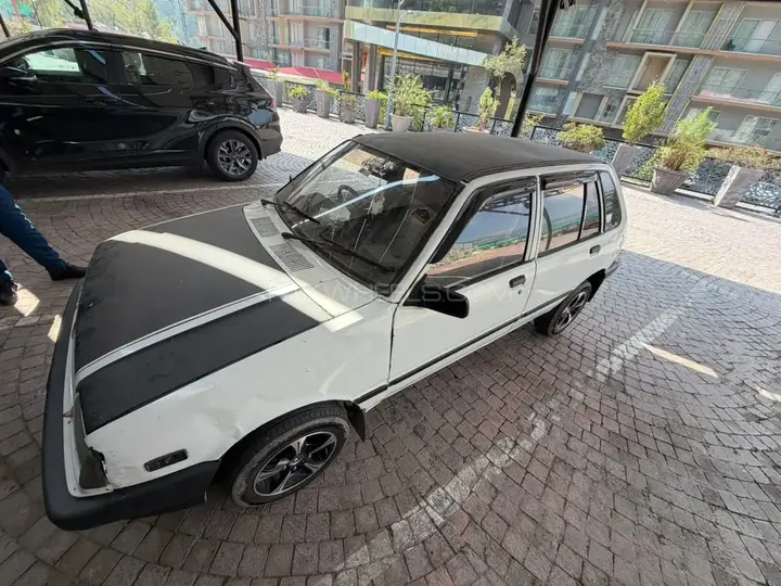 Suzuki Khyber