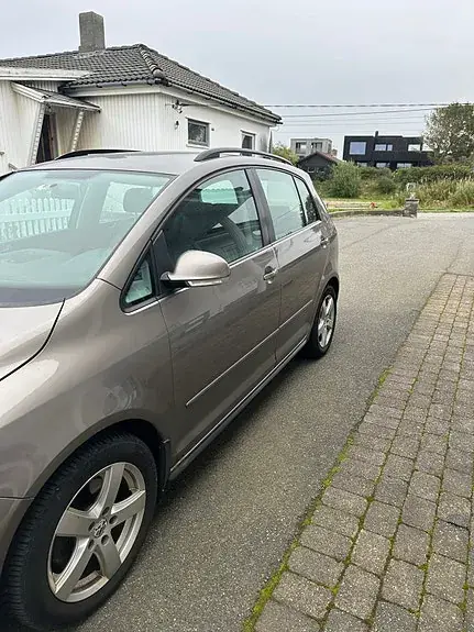 Volkswagen Golf Plus 2010 photo 2