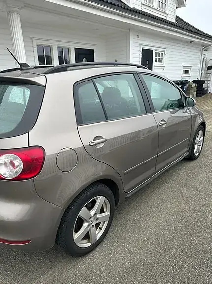 Volkswagen Golf Plus 2010 photo 4