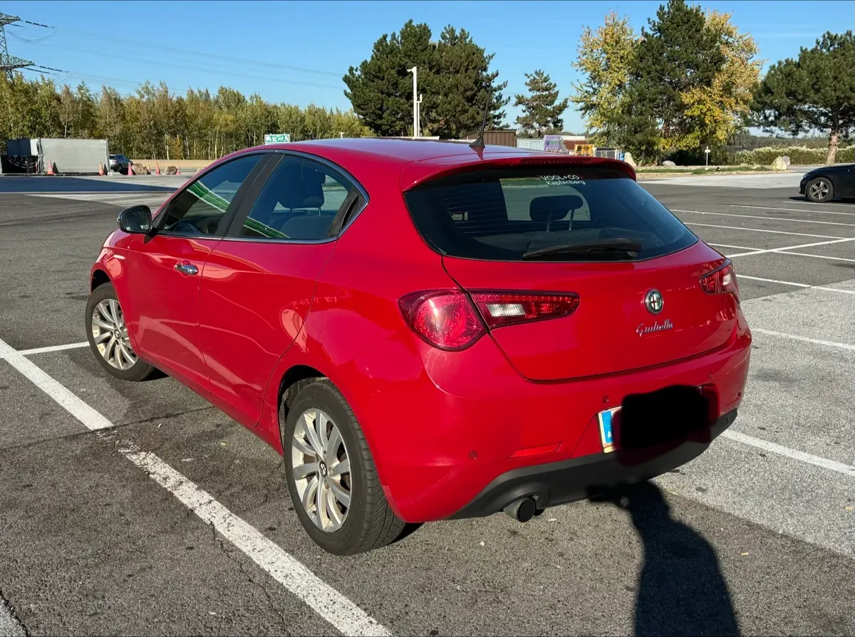Alfa Romeo Giulietta 2014 photo 3