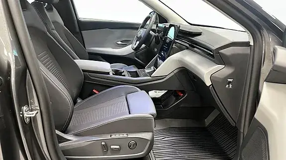 Ford Explorer 2026 photo 3