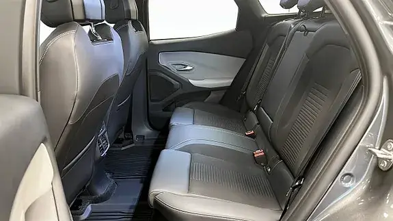 Ford Explorer 2026 photo 5