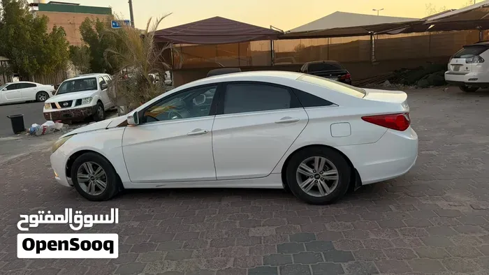 Hyundai Sonata 2013 photo 3
