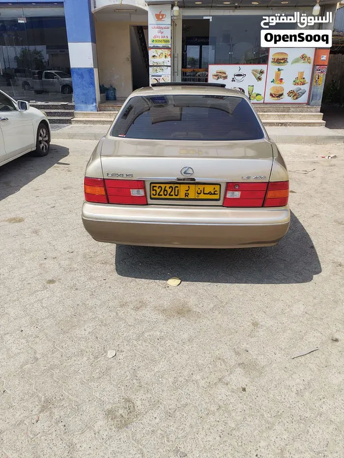 Lexus Ls 400 2000 photo 2