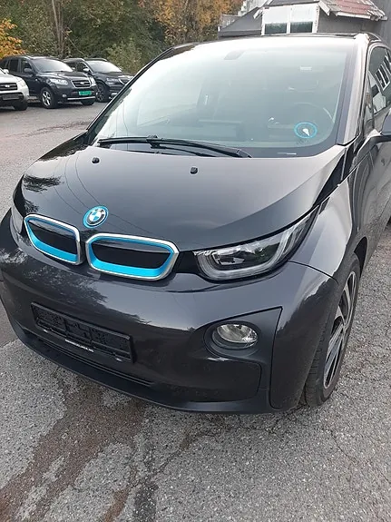 BMW I3