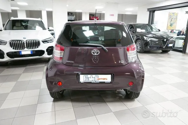 Toyota Iq 2010 photo 5