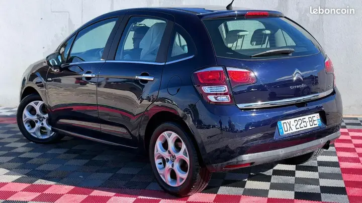 Citroen C3 2015 photo 3