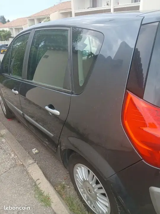 Renault Scenic 2008 photo 3