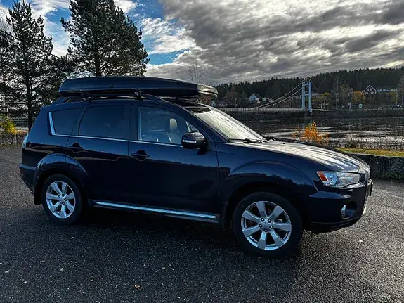 Mitsubishi Outlander 2011 photo 4